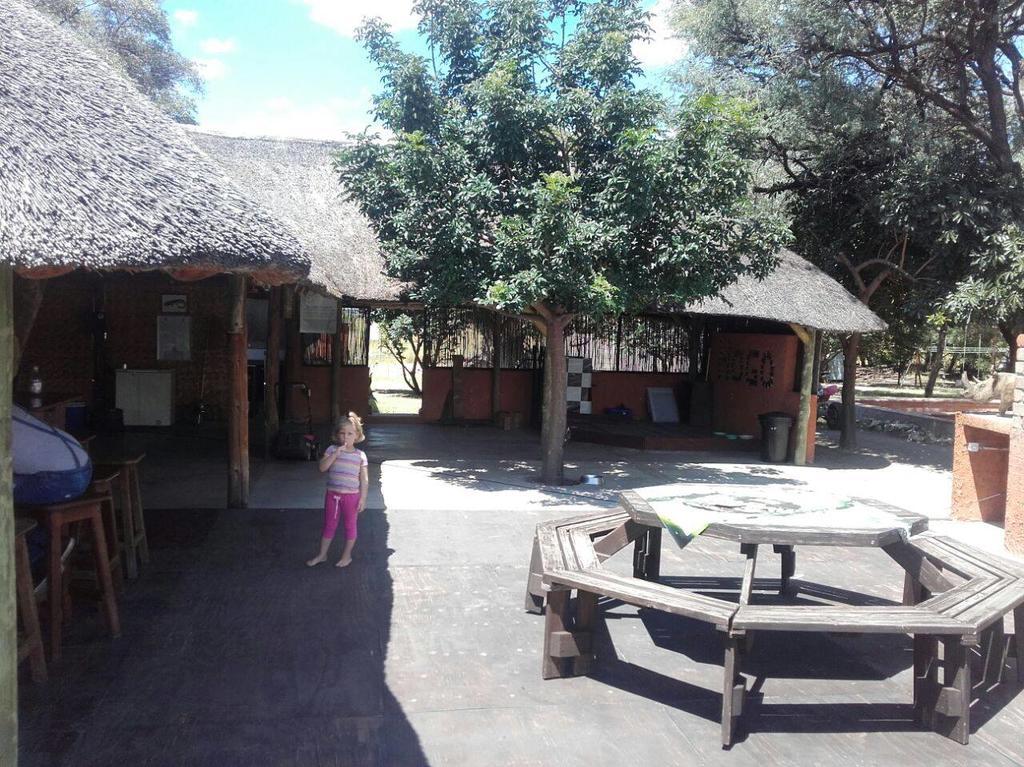 Camp Hogo Kavango Rundu Bagian luar foto